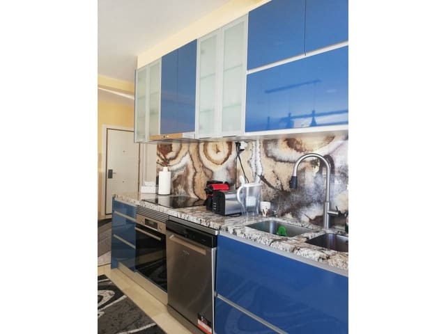 Appartement de 4 chambres à louer à Alicante ville - 2 000 € (Ref: 5756553)