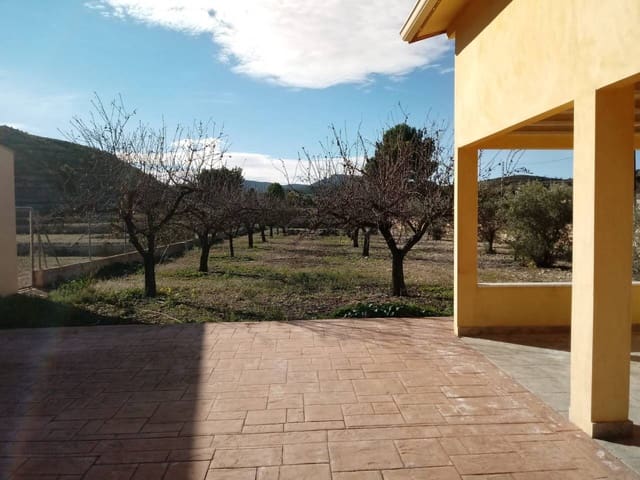 3 makuuhuone Maalaistalo myytävänä paikassa Monóvar / Monóver - 215 000 € (Ref: 5923038)