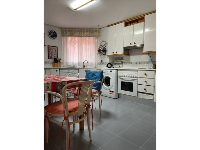 4 Zimmer Wohnung zu verkaufen in Alicante / Alacant Stadt mit Garage - 520.000 € (Ref: 6531606)