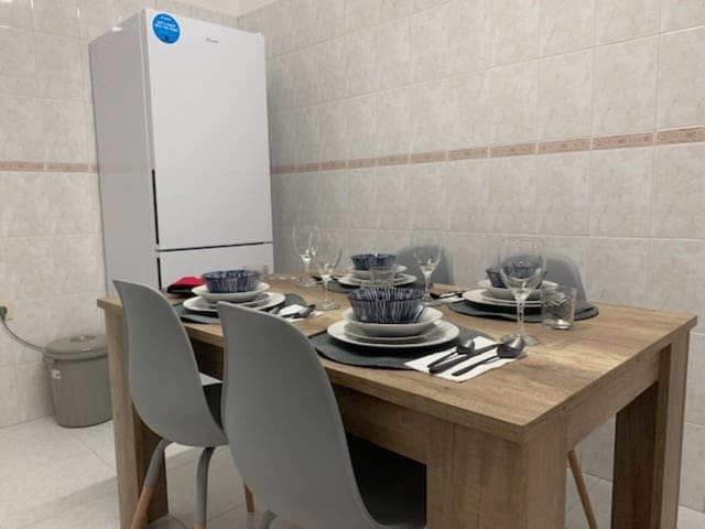 3 camera da letto Appartamento da affittare in Alicante città - 980 € (Rif: 7500038)