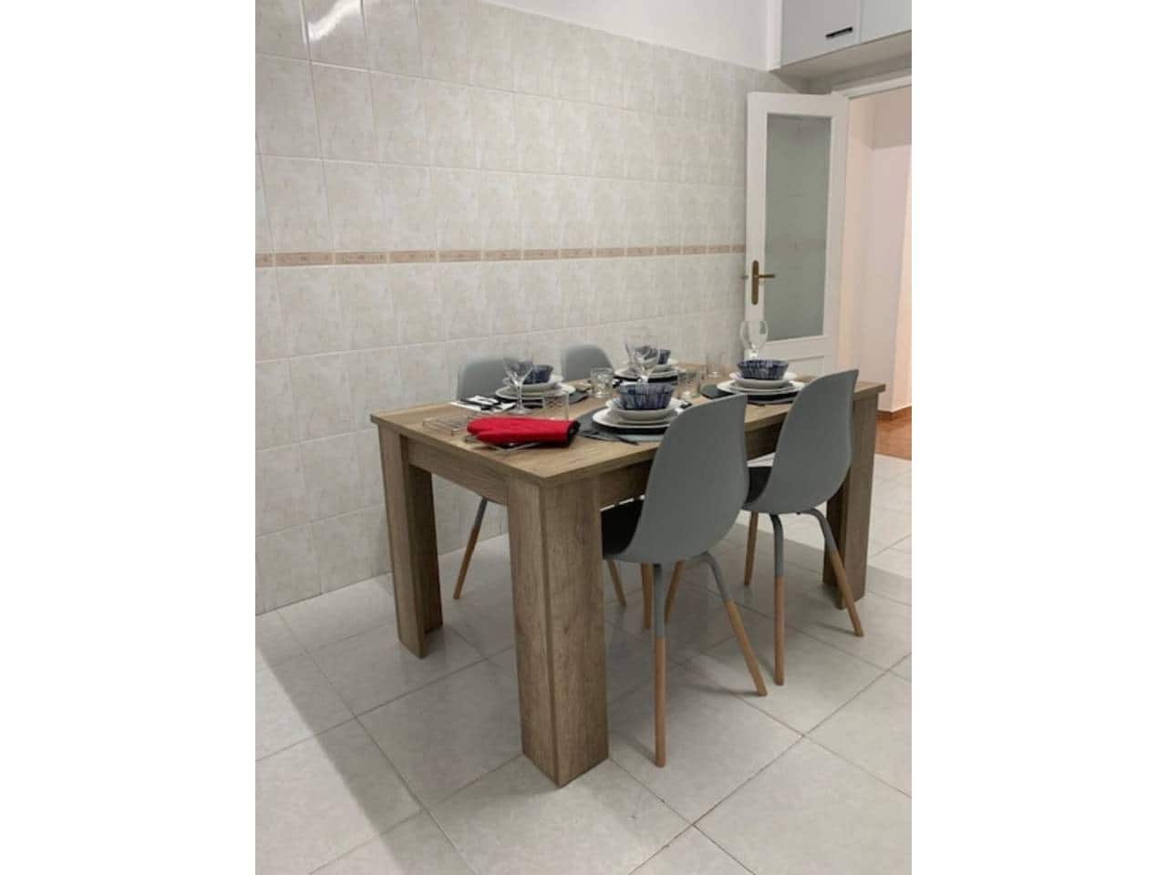 3 camera da letto Appartamento da affittare in Alicante citta - 980 € (Rif: 7500038)