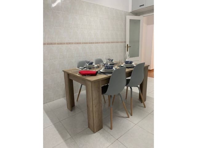 3 camera da letto Appartamento da affittare in Alicante città - 980 € (Rif: 7500038)