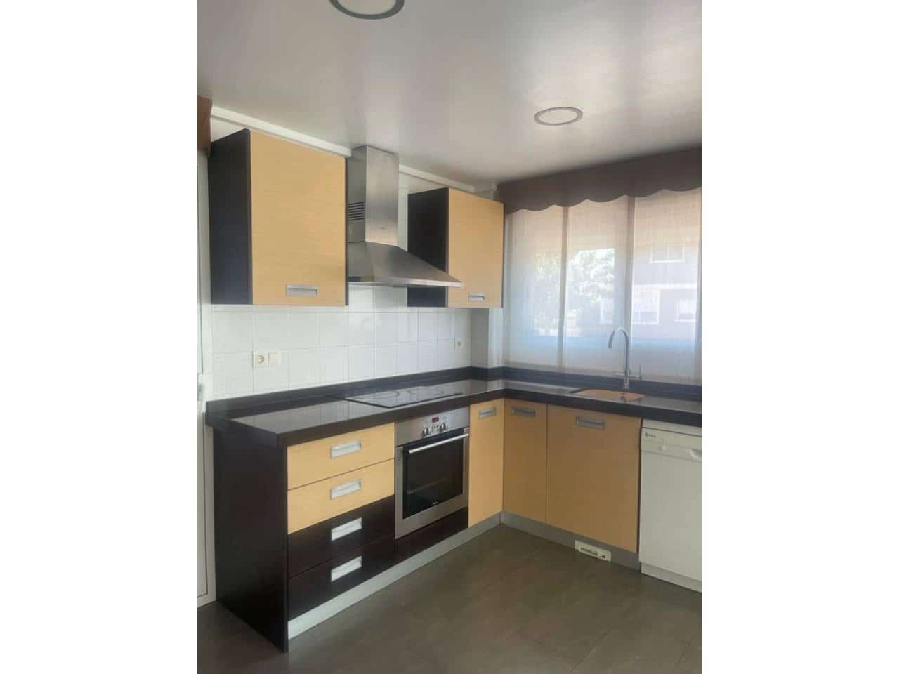 4 soveværelse Semi-Rækkehus til salg i Muchamiel / Mutxamel med swimmingpool garage - € 575.000 (Ref: 7729739)