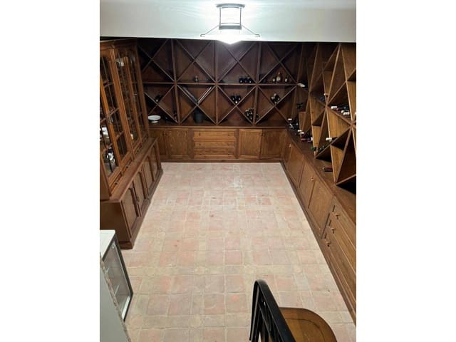 6 soverom Villa til salgs i Elche / Elx med svømmebasseng garasje - € 1 850 000 (Ref: 7857580)