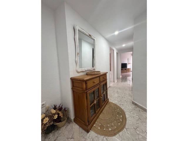 3 bedroom Flat for sale in Alicante / Alacant city - € 298,000 (Ref: 8912498)