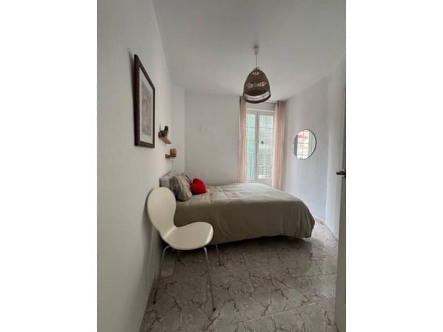 3 bedroom Flat for sale in Alicante / Alacant city - € 298,000 (Ref: 8912498)