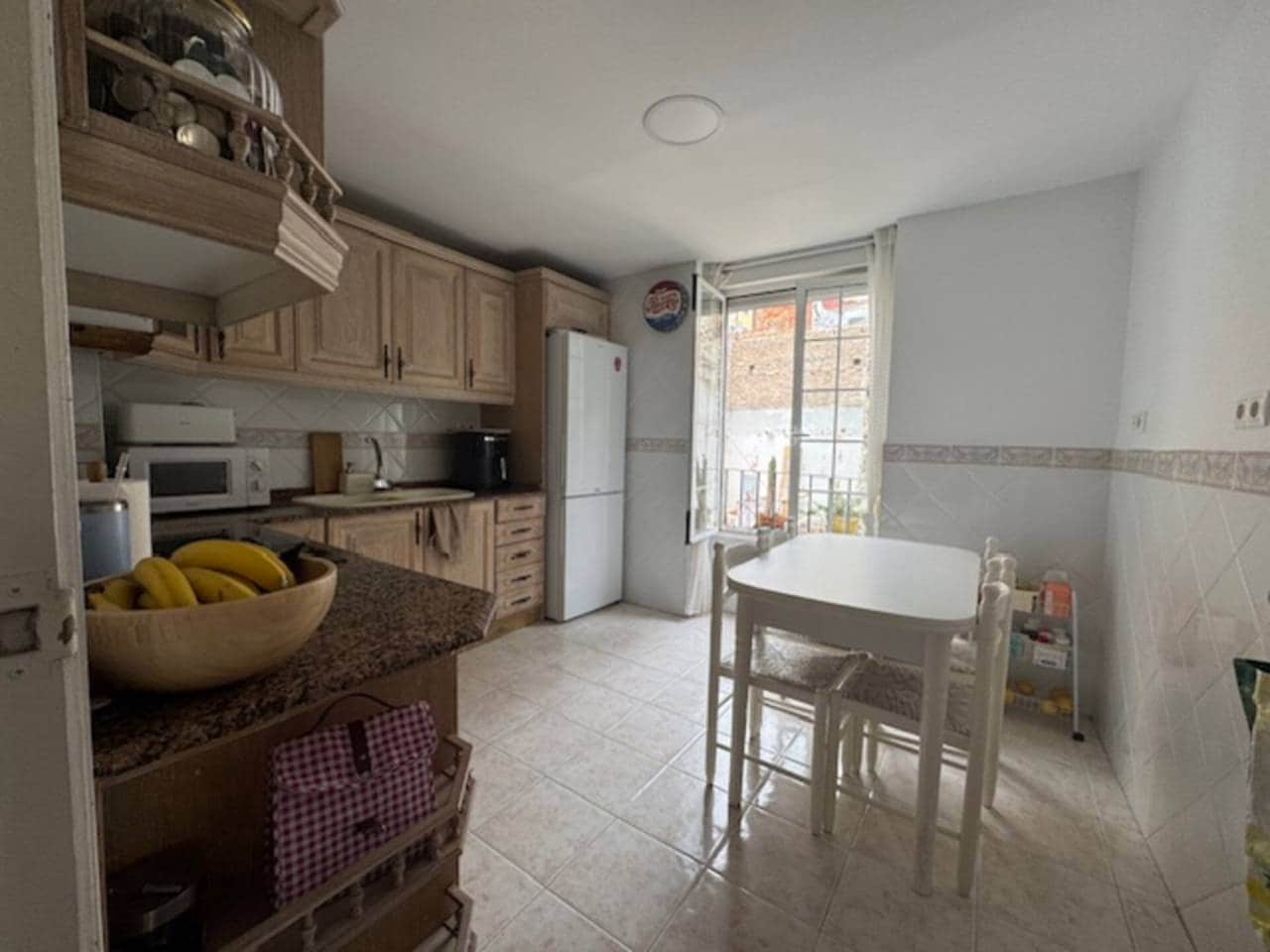 3 bedroom Flat for sale in Alicante / Alacant city - € 298,000 (Ref: 8912498)