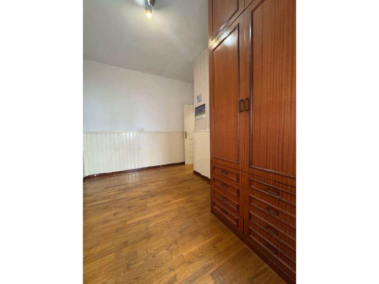 Appartement de 3 chambres à louer à Alicante ville - 1 500 € (Ref: 8987985)