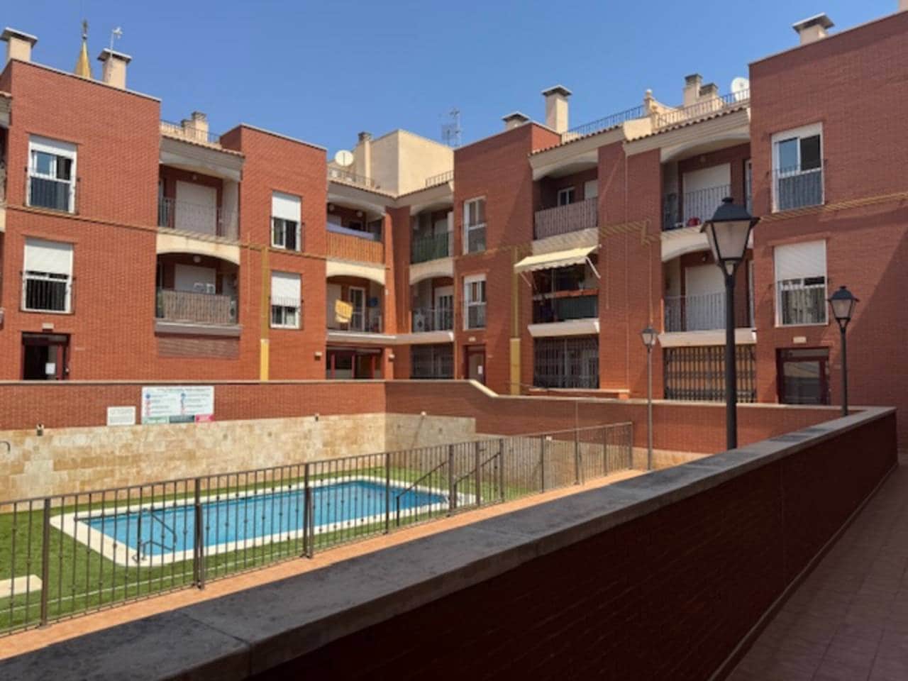 2 bedroom Flat for sale in San Pedro del Pinatar with pool garage - € 145,000 (Ref: 9127896)