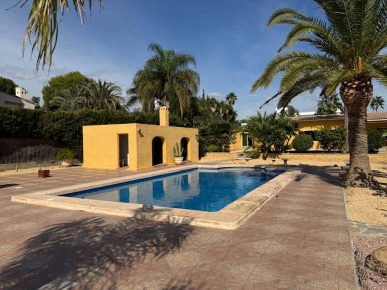 5 quarto Moradia para venda em Muchamiel / Mutxamel com piscina - 795 000 € (Ref: 9329958)