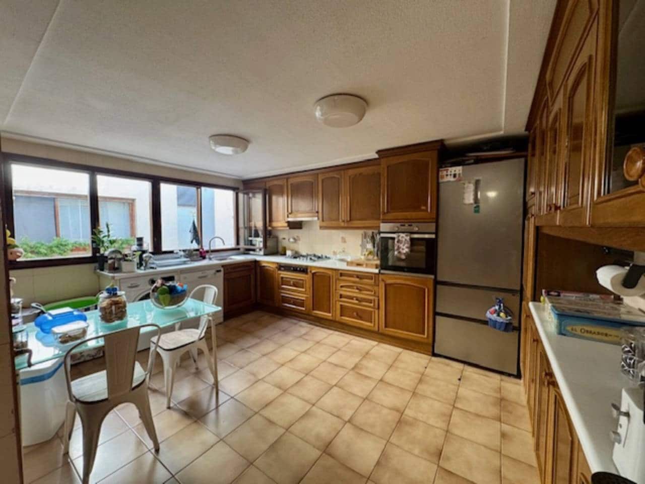 3 soveværelse Lejlighed til salg i Alicante by med garage - € 535.000 (Ref: 9367201)