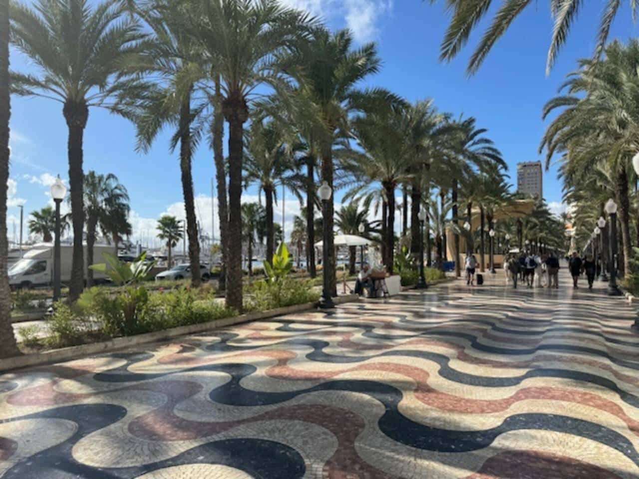 3 soveværelse Lejlighed til salg i Alicante by med garage - € 535.000 (Ref: 9367201)