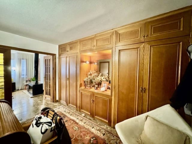 3 soveværelse Lejlighed til salg i Alicante by med garage - € 535.000 (Ref: 9367201)