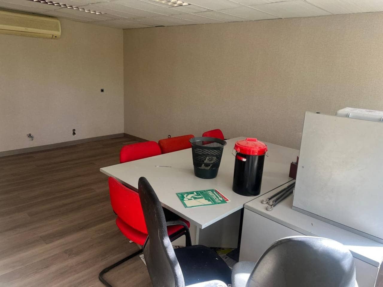 Biznes do wynajęcia w Torrejon de Ardoz - 2 000 € (Ref: 9433161)