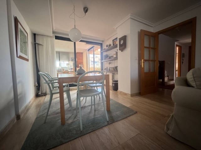 4 Zimmer Apartment zu verkaufen in Alicante / Alacant Stadt mit Pool Garage - 520.000 € (Ref: 9585301)