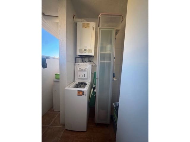 4 Zimmer Apartment zu verkaufen in Alicante / Alacant Stadt mit Pool Garage - 520.000 € (Ref: 9585301)