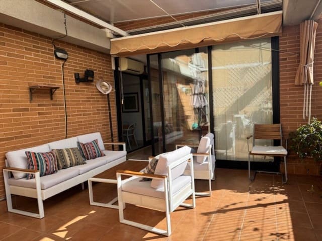 4 Zimmer Apartment zu verkaufen in Alicante / Alacant Stadt mit Pool Garage - 520.000 € (Ref: 9585301)
