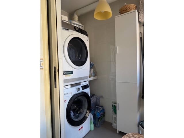 3 sovrum Lägenhet till salu i Alicante stad med pool garage - 375 000 € (Ref: 9721020)