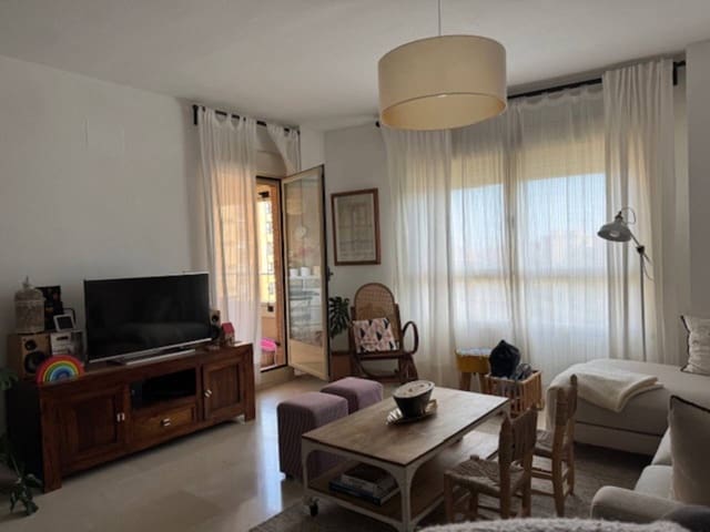 3 sovrum Lägenhet till salu i Alicante stad med pool garage - 375 000 € (Ref: 9721020)