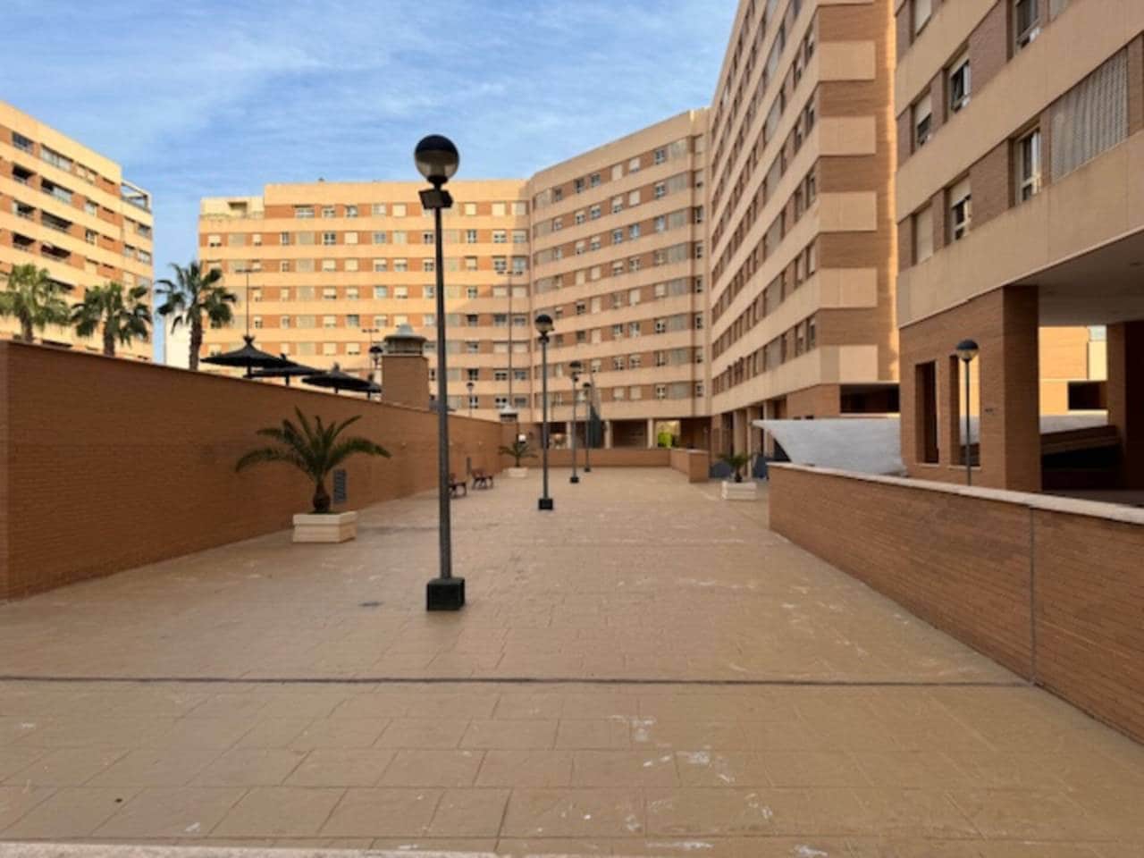 3 bedroom Flat for sale in Alicante / Alacant city with pool garage - € 375,000 (Ref: 9721020)