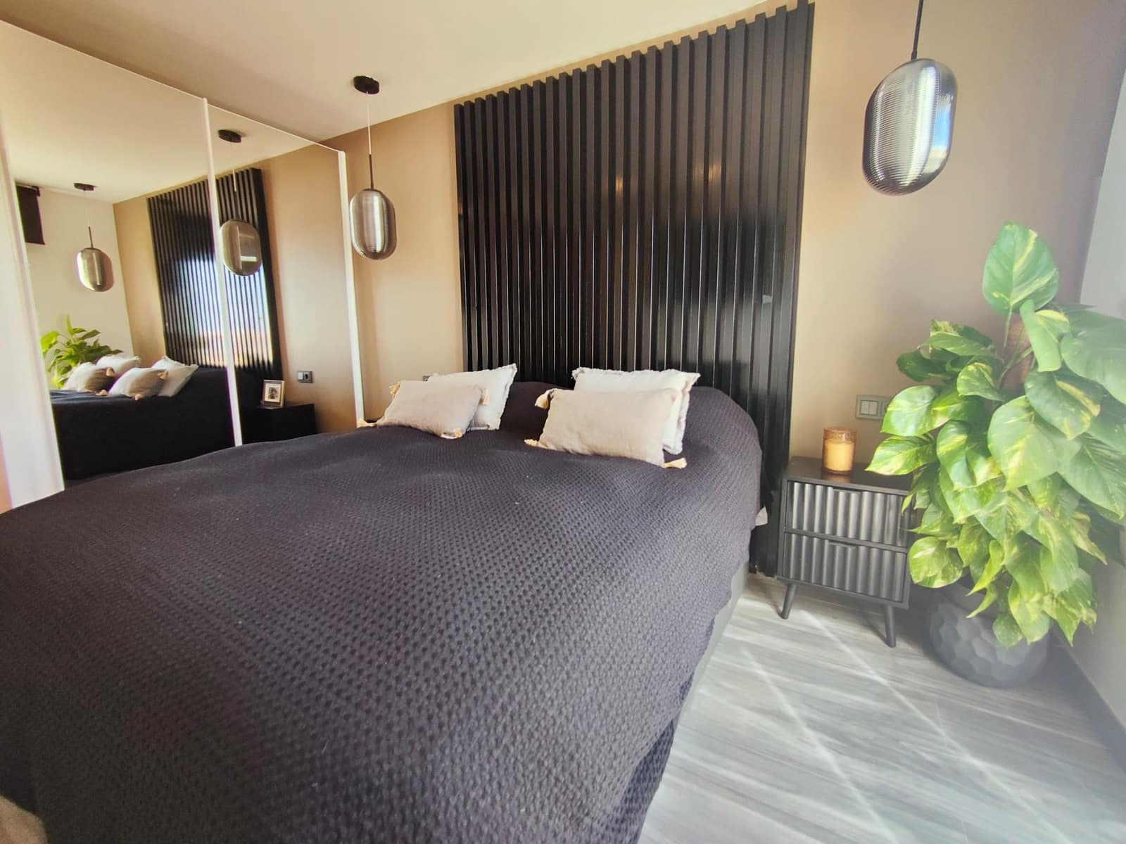 2 soveværelse Rækkehus til salg i Santa Pola med swimmingpool garage - € 330.000 (Ref: 9684105)