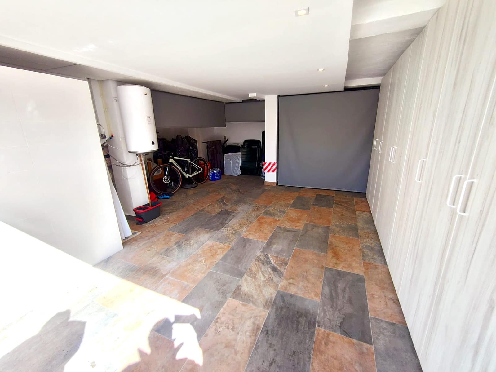 2 soveværelse Rækkehus til salg i Santa Pola med swimmingpool garage - € 330.000 (Ref: 9684105)