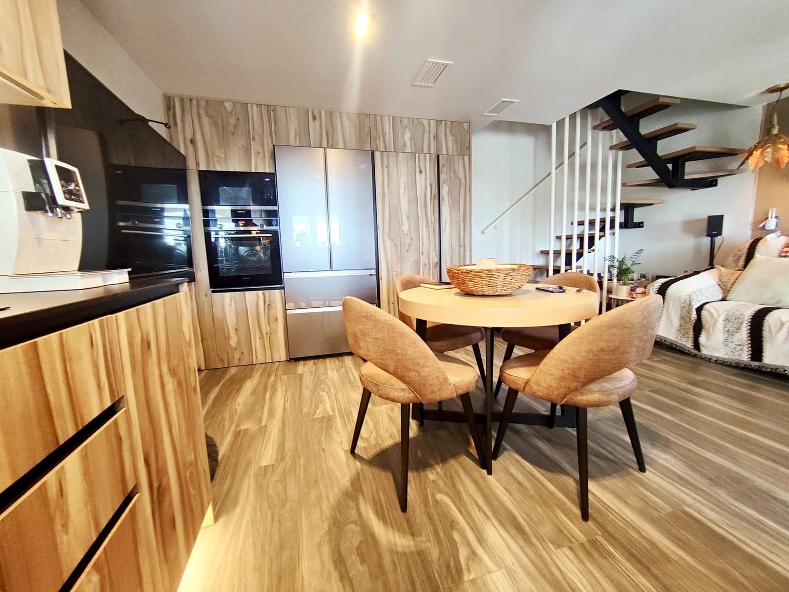 2 soveværelse Rækkehus til salg i Santa Pola med swimmingpool garage - € 330.000 (Ref: 9684105)