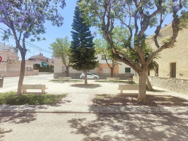 3 bedroom Flat for sale in Santa Pola - € 175,000 (Ref: 9684117)