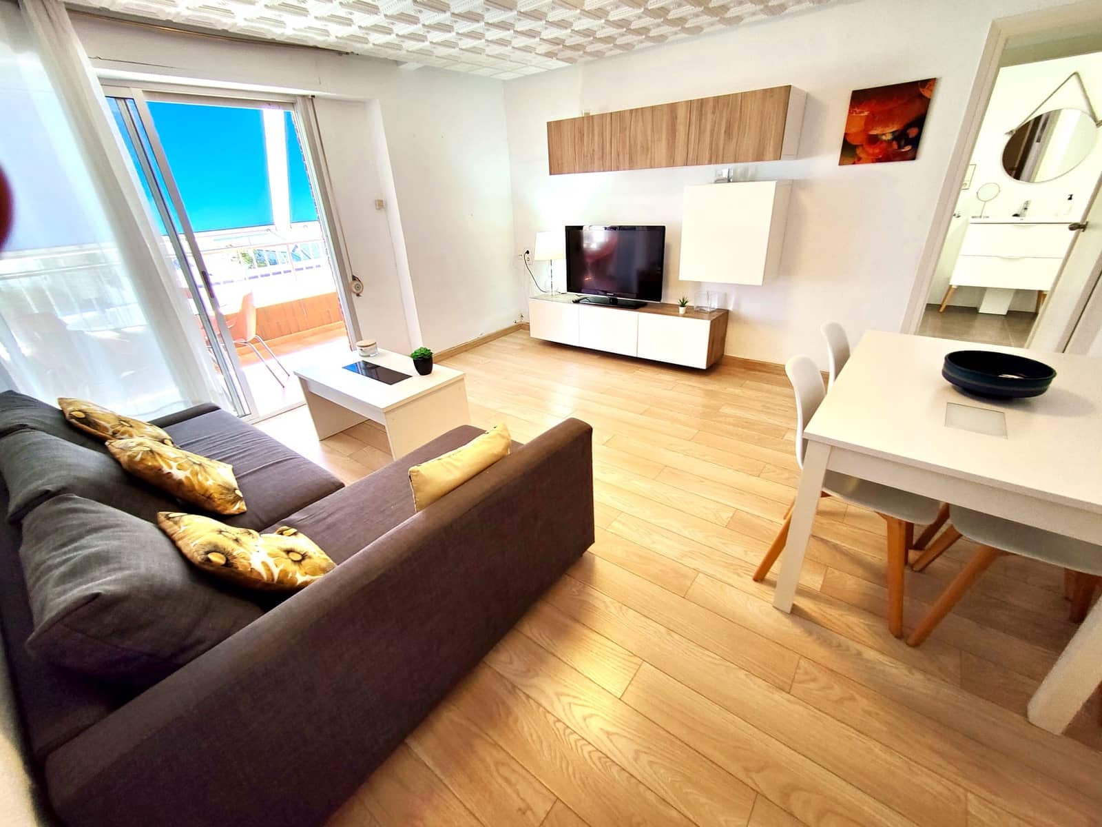 3 Zimmer Strandapartment zu verkaufen in Santa Pola mit Garage - 299.000 € (Ref: 9687468)