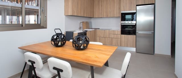 3 makuuhuone Kattohuoneisto myytävänä paikassa Playa Tamarit - Playa Lissa, Santa Pola mukana uima-altaan - 570 000 € (Ref: 9691383)