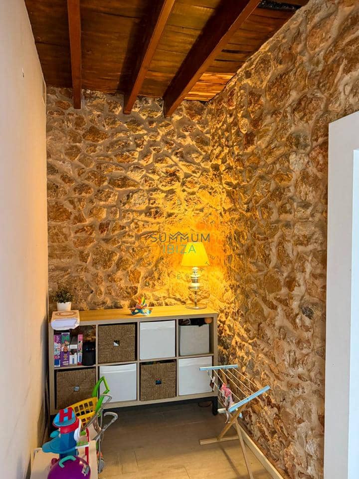 3 soverom Villa til salgs i Sant Jordi de Ses Salines med svømmebasseng garasje - € 2 200 000 (Ref: 10055786)