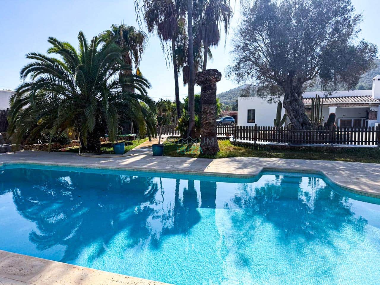 3 soverom Villa til salgs i Sant Jordi de Ses Salines med svømmebasseng garasje - € 2 200 000 (Ref: 10055786)