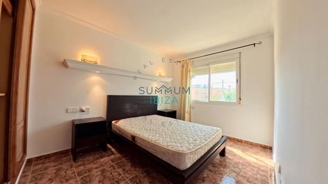 3 slaapkamer Flat te koop in Puig de'n Valls, Santa Eulalia / Santa Eularia met garage - € 620.000 (Ref: 10084946)