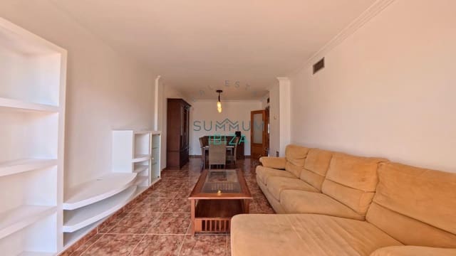 3 slaapkamer Flat te koop in Puig de'n Valls, Santa Eulalia / Santa Eularia met garage - € 620.000 (Ref: 10084946)
