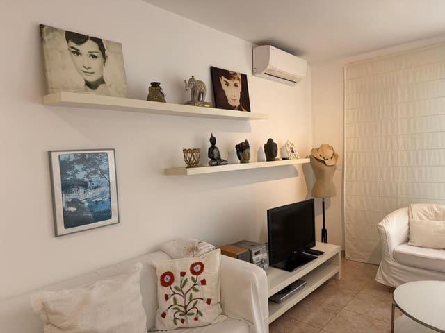 3 bedroom Flat for sale in Nuestra Señora de Jesus, Santa Eulalia / Santa Eularia - € 625,000 (Ref: 10130225)
