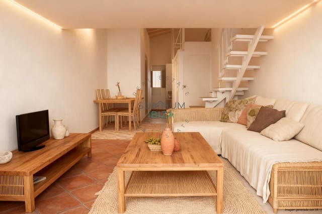 1 bedroom Flat for sale in Ibiza / Eivissa town - € 335,000 (Ref: 10147497)