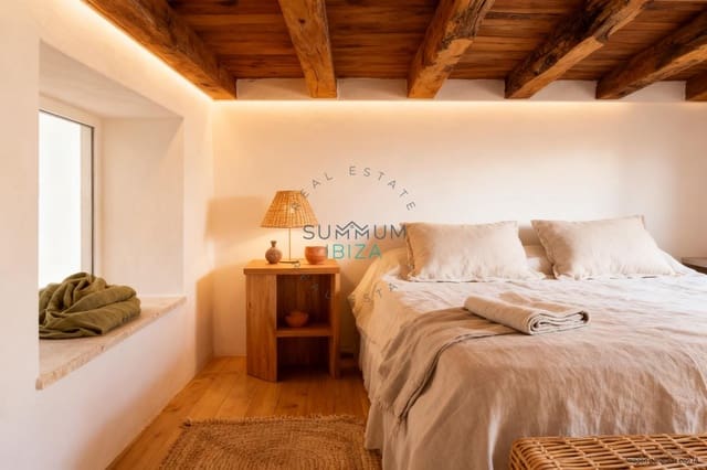 1 bedroom Flat for sale in Ibiza / Eivissa town - € 335,000 (Ref: 10147497)