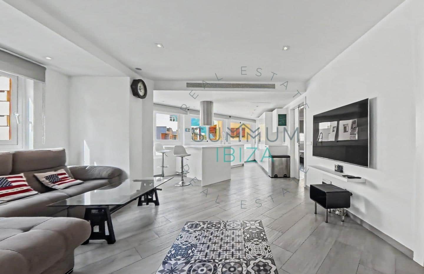 2 bedroom Flat for sale in Ibiza / Eivissa town - € 515,000 (Ref: 10168016)