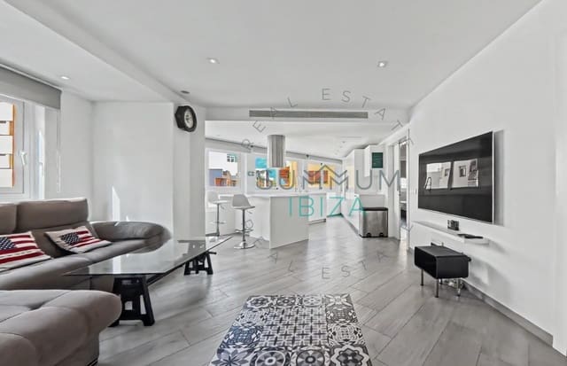 2 slaapkamer Flat te koop in Ibiza dorp - € 515.000 (Ref: 10168016)