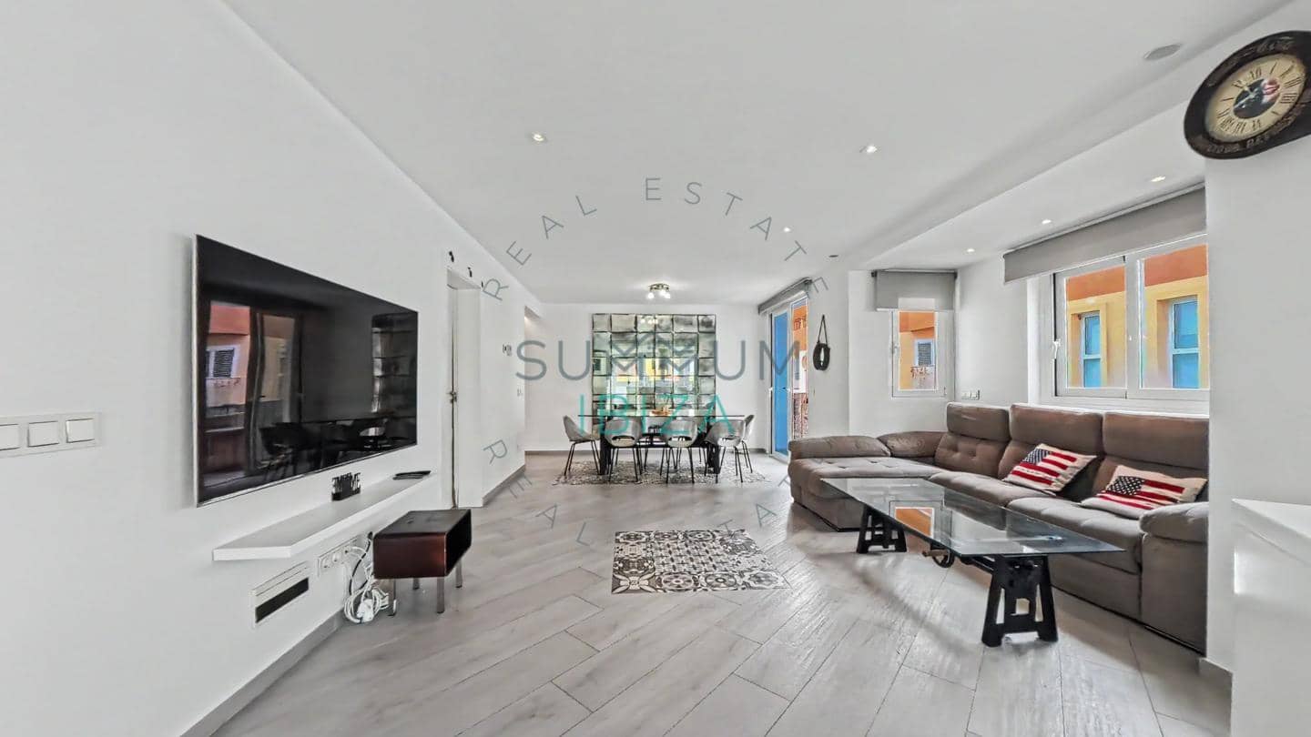 2 bedroom Flat for sale in Ibiza / Eivissa town - € 515,000 (Ref: 10168016)