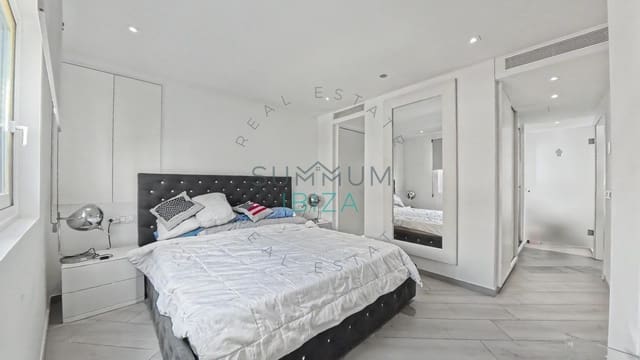 2 slaapkamer Flat te koop in Ibiza dorp - € 515.000 (Ref: 10168016)