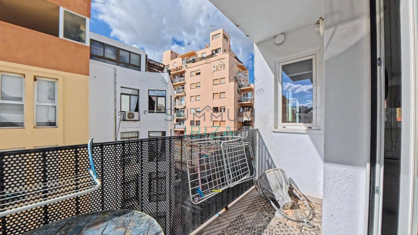 2 bedroom Flat for sale in Ibiza / Eivissa town - € 515,000 (Ref: 10168016)