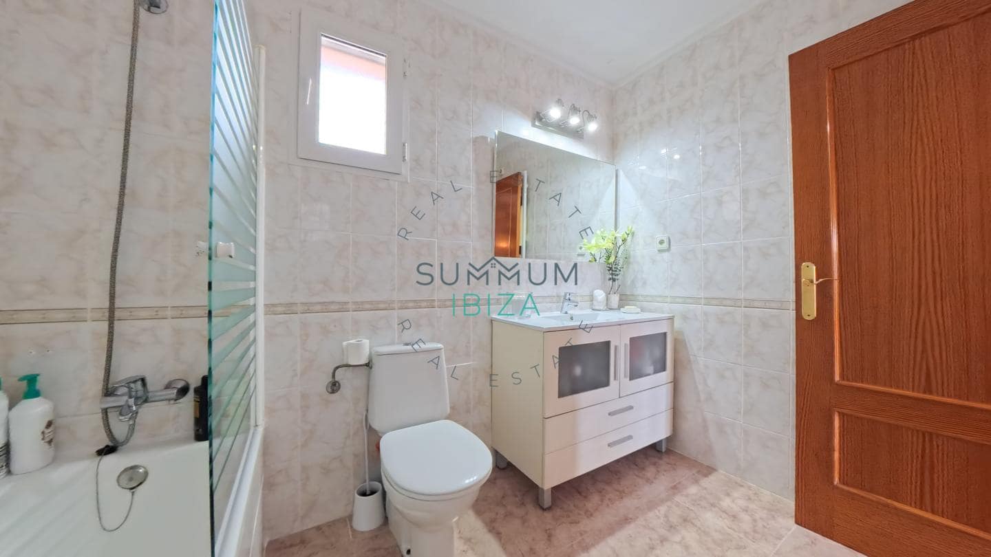 4 Zimmer Villa zu verkaufen in Ibiza / Eivissa Stadt mit Garage - 850.000 € (Ref: 9804780)