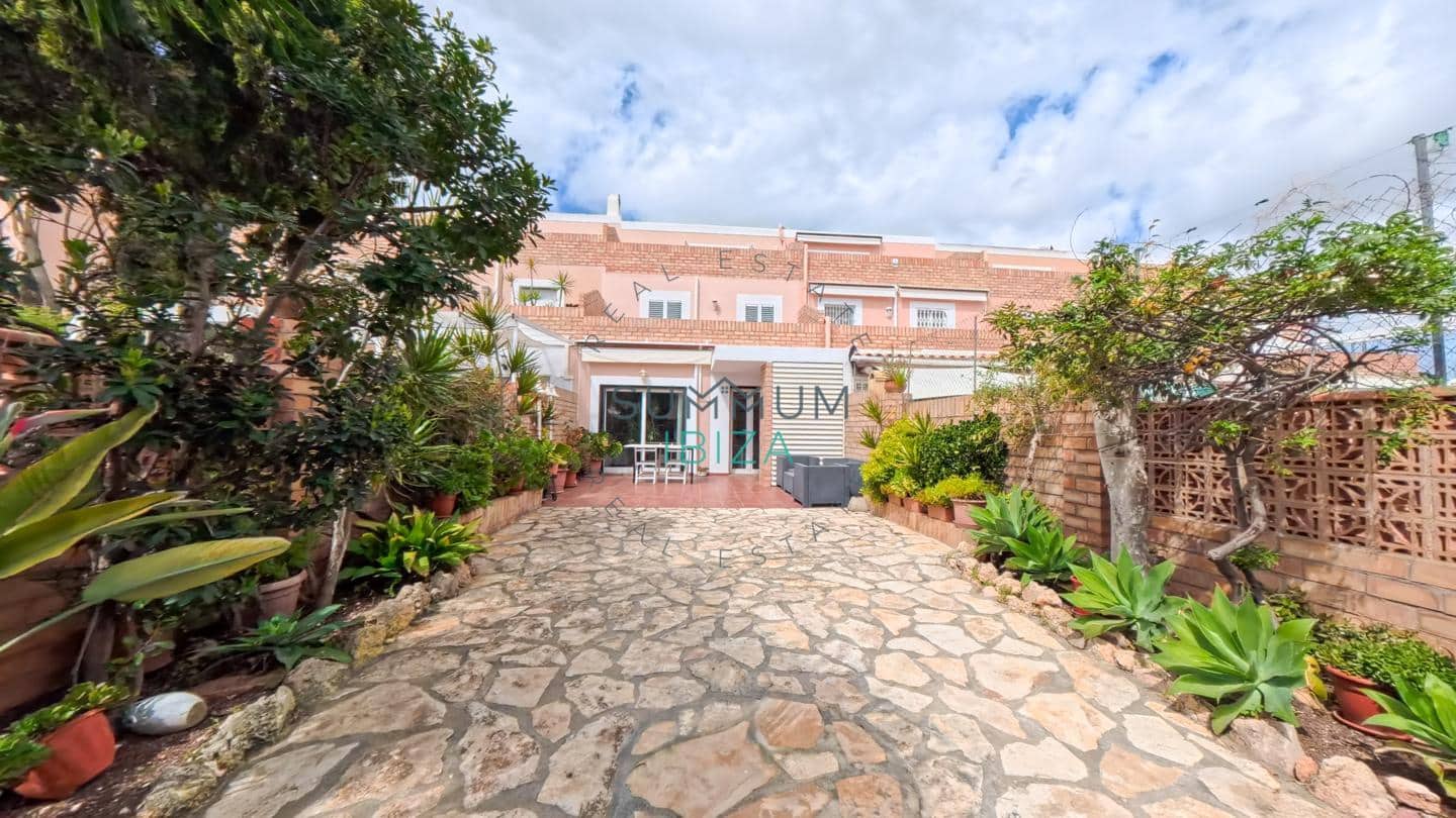 4 Zimmer Villa zu verkaufen in Ibiza / Eivissa Stadt mit Garage - 850.000 € (Ref: 9804780)