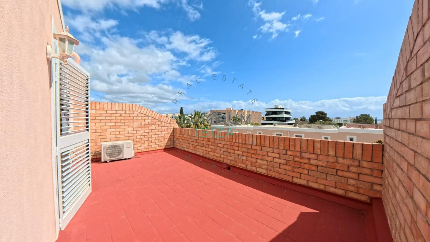 4 Zimmer Villa zu verkaufen in Ibiza / Eivissa Stadt mit Garage - 850.000 € (Ref: 9804780)