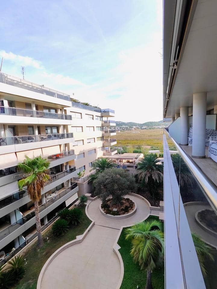 2 quarto Apartamento para arrendar em Ibiza / Eivissa cidade com piscina garagem - 4 000 € (Ref: 9804782)