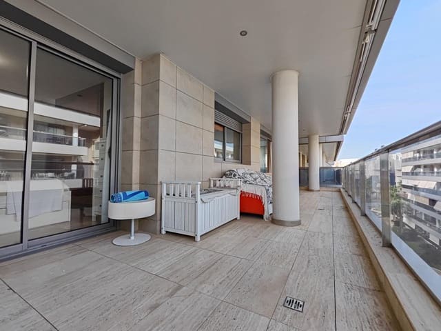 2 quarto Apartamento para arrendar em Ibiza / Eivissa cidade com piscina garagem - 4 000 € (Ref: 9804782)