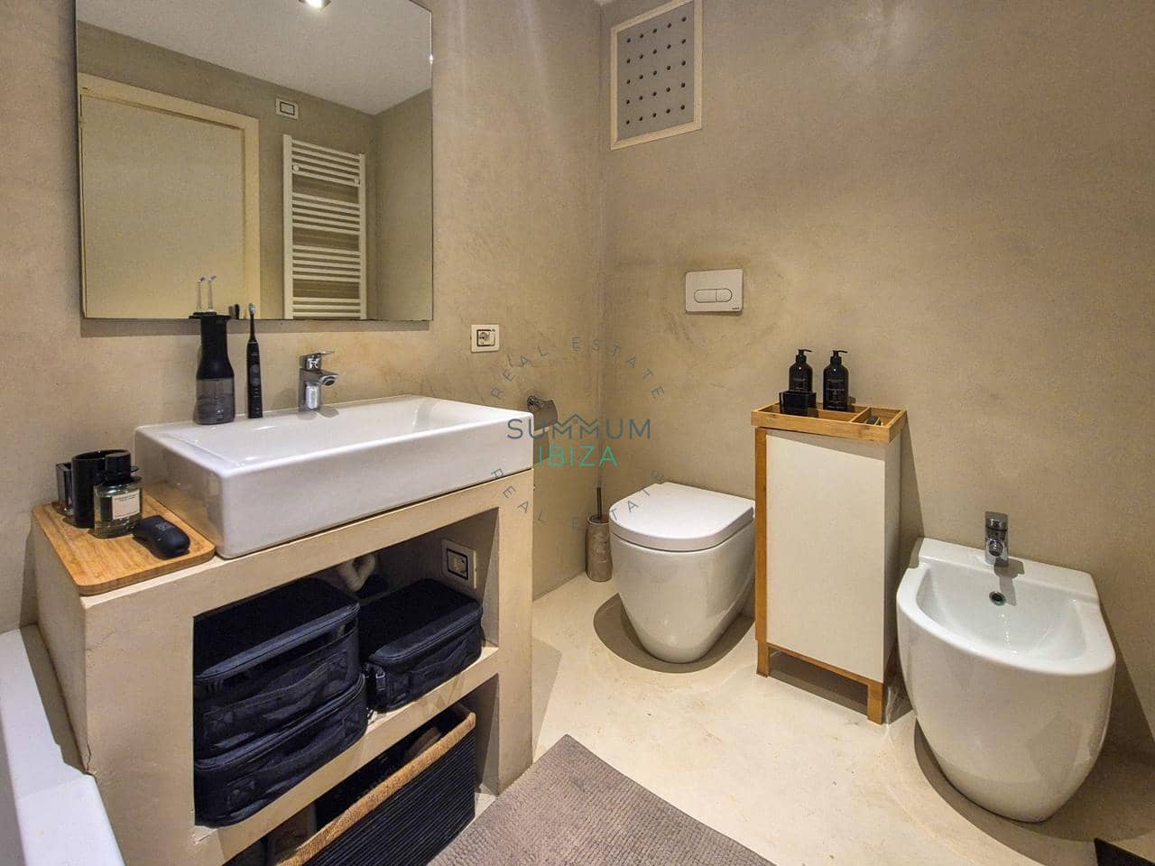 2 bedroom Flat for sale in Ibiza / Eivissa town - € 720,000 (Ref: 9804785)