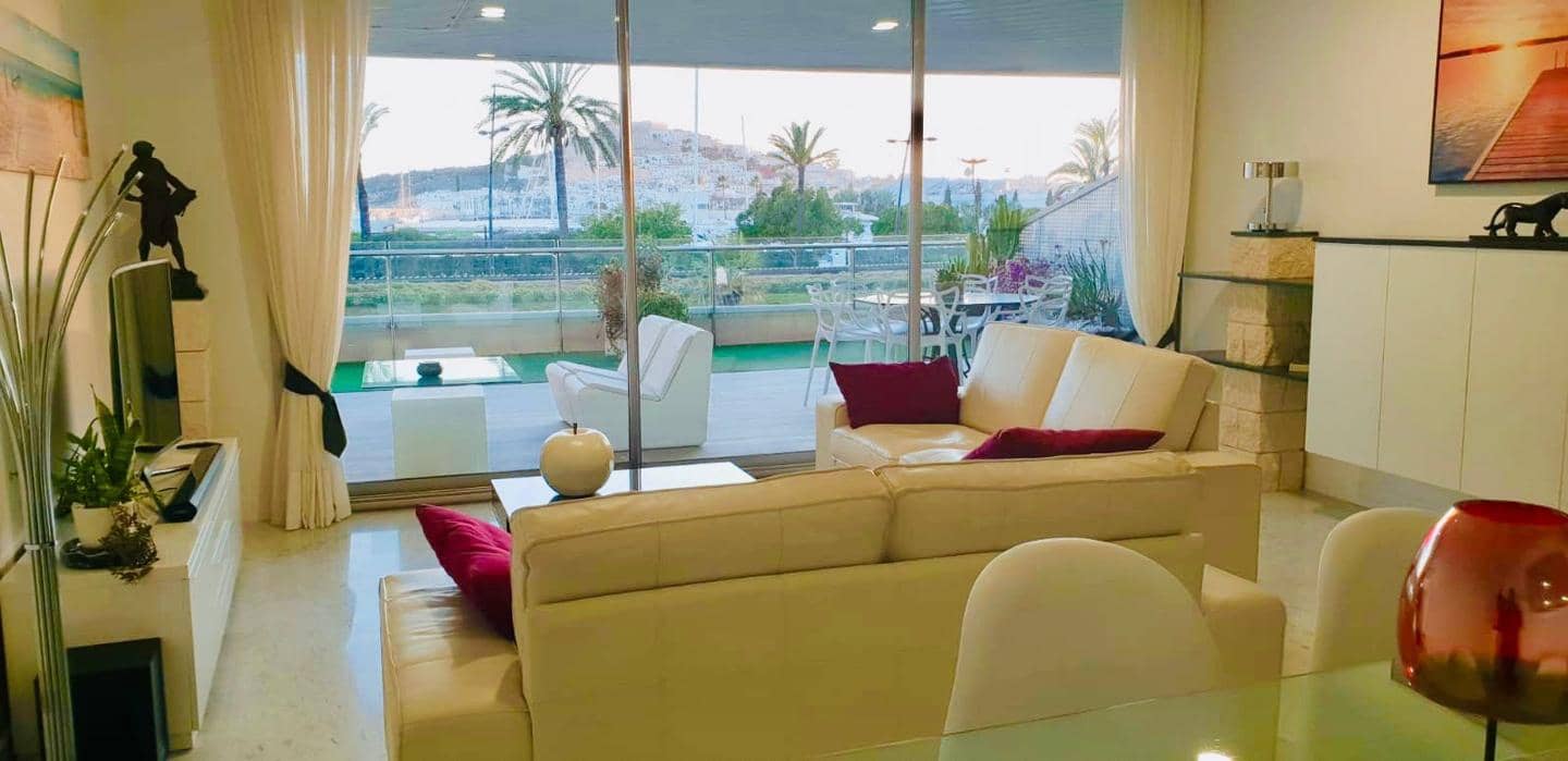 2 bedroom Flat for sale in Ibiza / Eivissa town with garage - € 1,500,000 (Ref: 9804786)