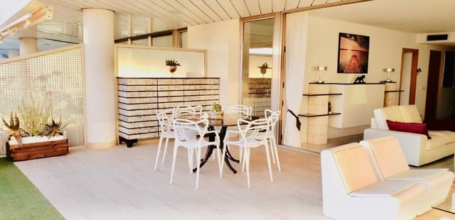 2 bedroom Flat for sale in Ibiza / Eivissa town with garage - € 1,500,000 (Ref: 9804786)